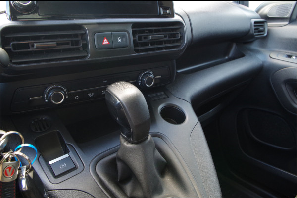 Peugeot Partner 1.5 BlueHDI Premium > Trekhaak/Apple Carplay/Android Auto/All season banden...