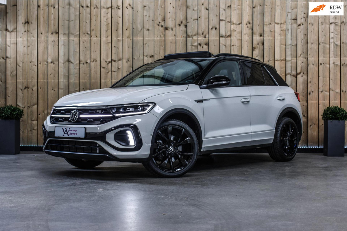 Volkswagen T-Roc 1.5 TSI R-Line *Pano*Camera*Beats*DSG*Virtual Plus* Volkswagen T-Roc 1.5 TSI R-Line *Pano*Camera*Beats*DSG*Virtual Plus*