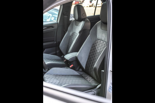 Volkswagen T-Roc 1.5 TSI R-Line *Pano*Camera*Beats*DSG*Virtual Plus*