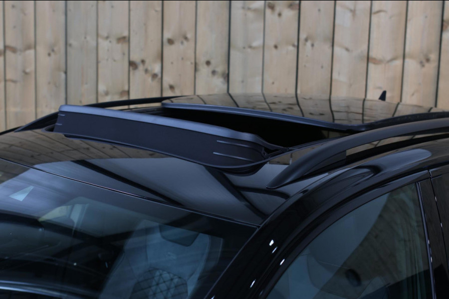 Volkswagen T-Roc 1.5 TSI R-Line *Pano*Camera*Beats*DSG*Virtual Plus*