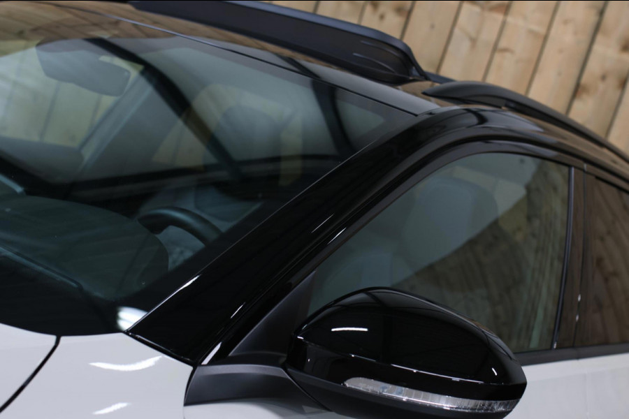 Volkswagen T-Roc 1.5 TSI R-Line *Pano*Camera*Beats*DSG*Virtual Plus*