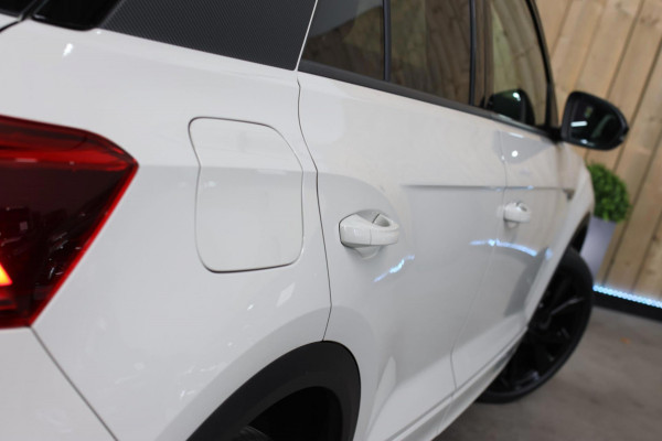 Volkswagen T-Roc 1.5 TSI R-Line *Pano*Camera*Beats*DSG*Virtual Plus*