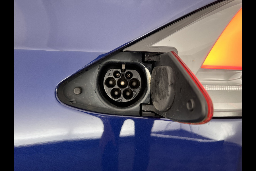 Tesla Model X 100D [ 3-Fase ] *AUTO-PILOT | FULL-LEATHER | TOWBAR | CCS-FASTLOADER | NAVI-FULLMAP | FULL-LED | AIR-SUSPENSION | DIGI-COCKPIT | KEYLESS | CAMERA | DAB+ | COMFORT-SEATS | 20''ALU*