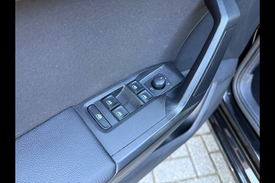 Seat Ibiza 1.0 TSI FR Business Intense - Navi - Climate - Parkeerhulp - Trekhaak afn. - Org.NL