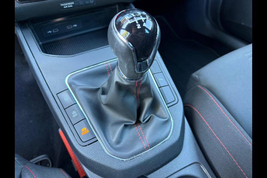 Seat Ibiza 1.0 TSI FR Business Intense - Navi - Climate - Parkeerhulp - Trekhaak afn. - Org.NL