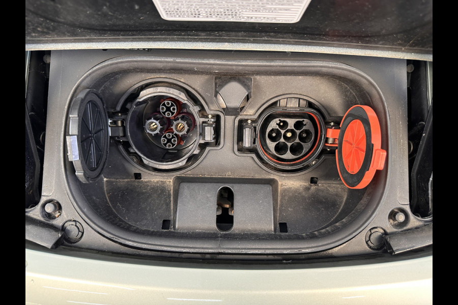 Nissan Leaf 2.ZERO EDITION 40 kWh Aut. *ADAPTIVE-CRUISE | DIGI-COCKPIT | TOP-VIEW | BLINDSPOT | KEYLESS | DAB+ | LANE-ASSIST | HEATED-SEATS | ECC | PDC | COMFORT-SEATS | CARPLAY | 17"ALU*