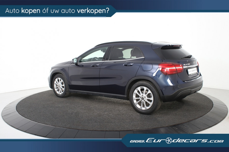 Mercedes-Benz GLA 180 Business Solution *1ste Eigenaar*Navigatie*Leer*Parkassist*