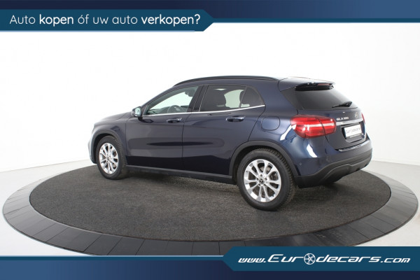 Mercedes-Benz GLA 180 Business Solution *1ste Eigenaar*Navigatie*Leer*Parkassist*