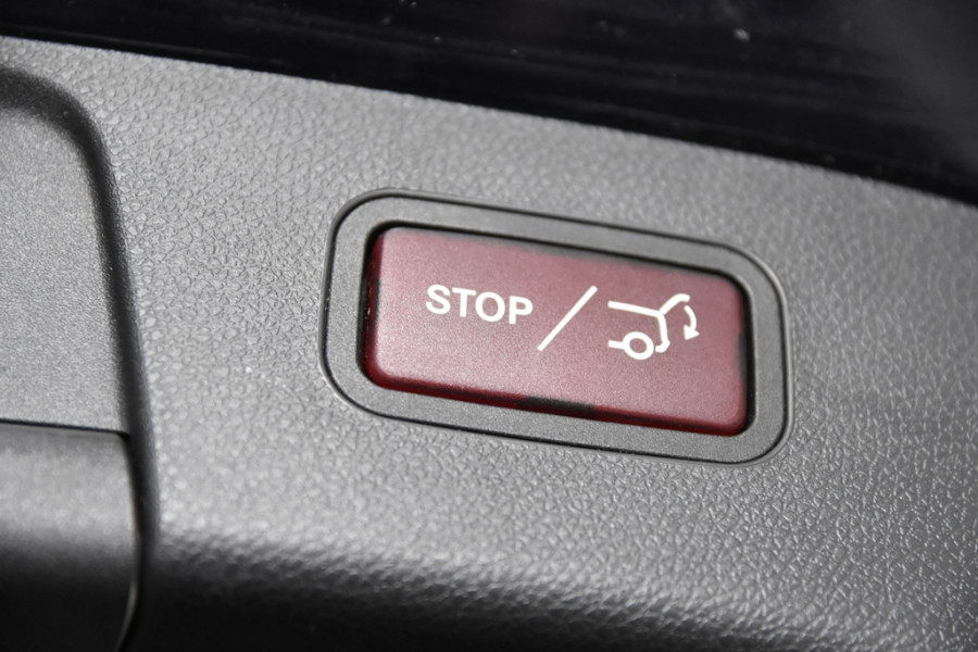 Mercedes-Benz GLA 180 Business Solution *1ste Eigenaar*Navigatie*Leer*Parkassist*