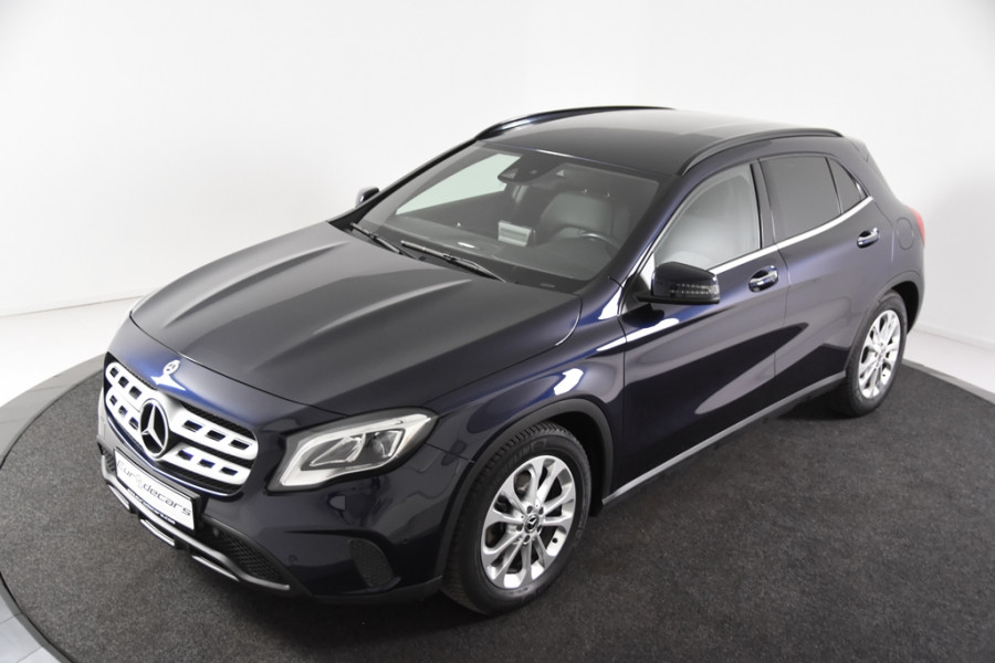 Mercedes-Benz GLA 180 Business Solution *1ste Eigenaar*Navigatie*Leer*Parkassist*