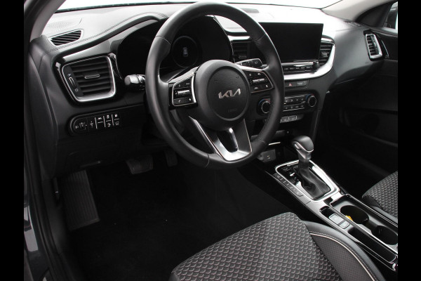 Kia Ceed Sportswagon 1.6 GDI PHEV DynamicLine Climate control Achteruitrij camera Parkeersensoren Adaptive cruise control Verwarmde voorstoelen LED Navigatie Stuurverwarming Apple Carplay/ Android Auto