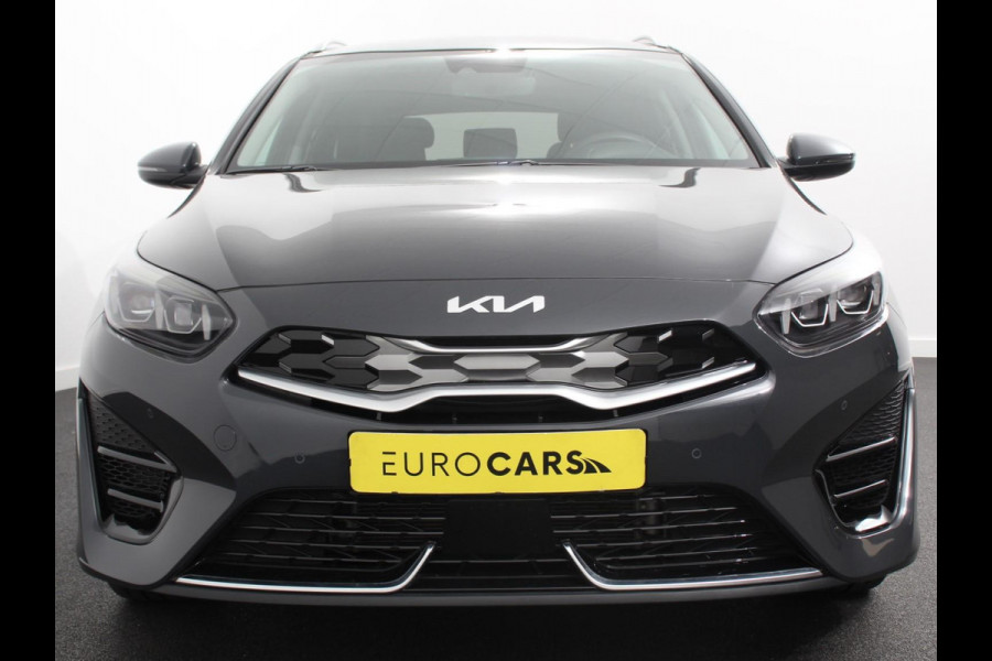 Kia Ceed Sportswagon 1.6 GDI PHEV DynamicLine Climate control Achteruitrij camera Parkeersensoren Adaptive cruise control Verwarmde voorstoelen LED Navigatie Stuurverwarming Apple Carplay/ Android Auto