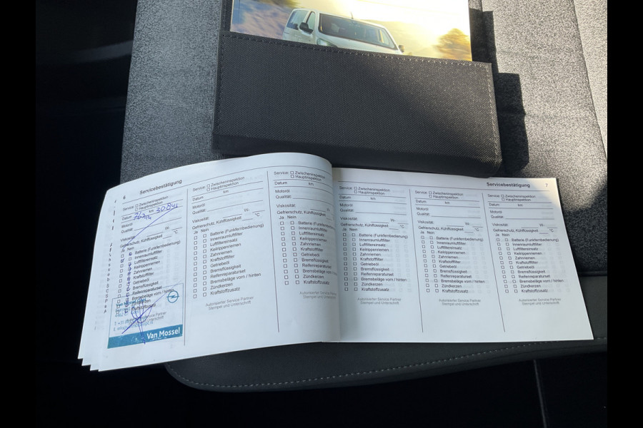 Opel Zafira-e Life 7-Pers Innovation 57 kWh Braun-Ability-Stoellift Trekhaak Leder Pano Hud Vol opties!