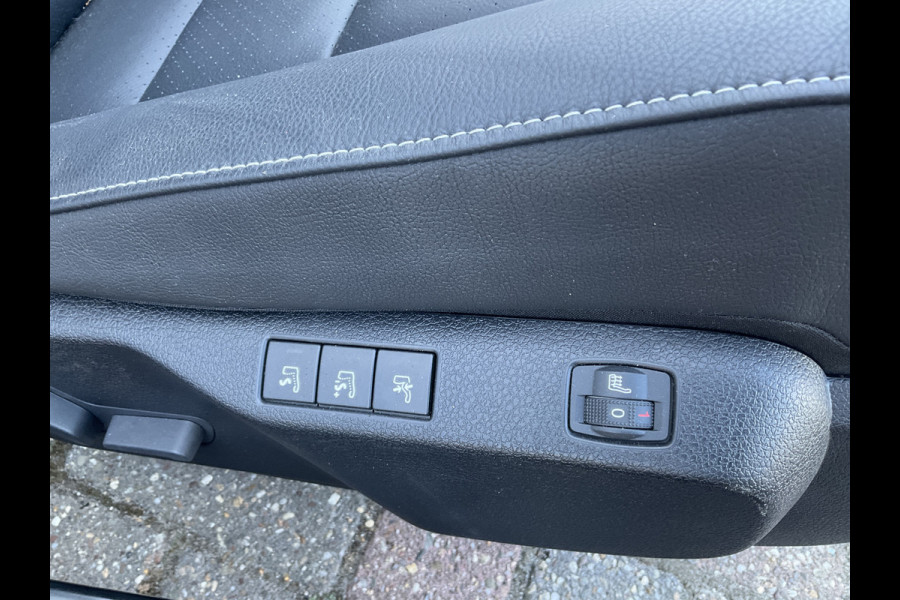 Opel Zafira-e Life 7-Pers Innovation 57 kWh Braun-Ability-Stoellift Trekhaak Leder Pano Hud Vol opties!