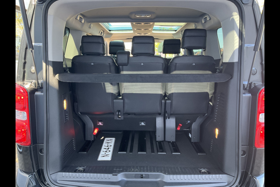 Opel Zafira-e Life 7-Pers Innovation 57 kWh Braun-Ability-Stoellift Trekhaak Leder Pano Hud Vol opties!