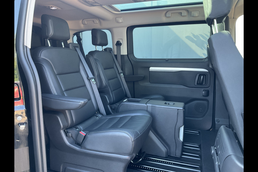 Opel Zafira-e Life 7-Pers Innovation 57 kWh Braun-Ability-Stoellift Trekhaak Leder Pano Hud Vol opties!