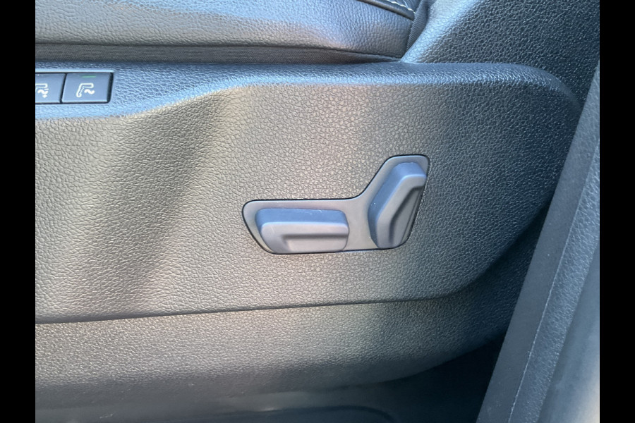 Opel Zafira-e Life 7-Pers Innovation 57 kWh Braun-Ability-Stoellift Trekhaak Leder Pano Hud Vol opties!