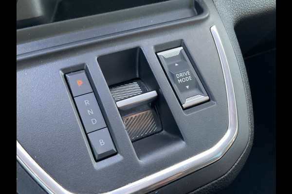 Opel Zafira-e Life 7-Pers Innovation 57 kWh Braun-Ability-Stoellift Trekhaak Leder Pano Hud Vol opties!