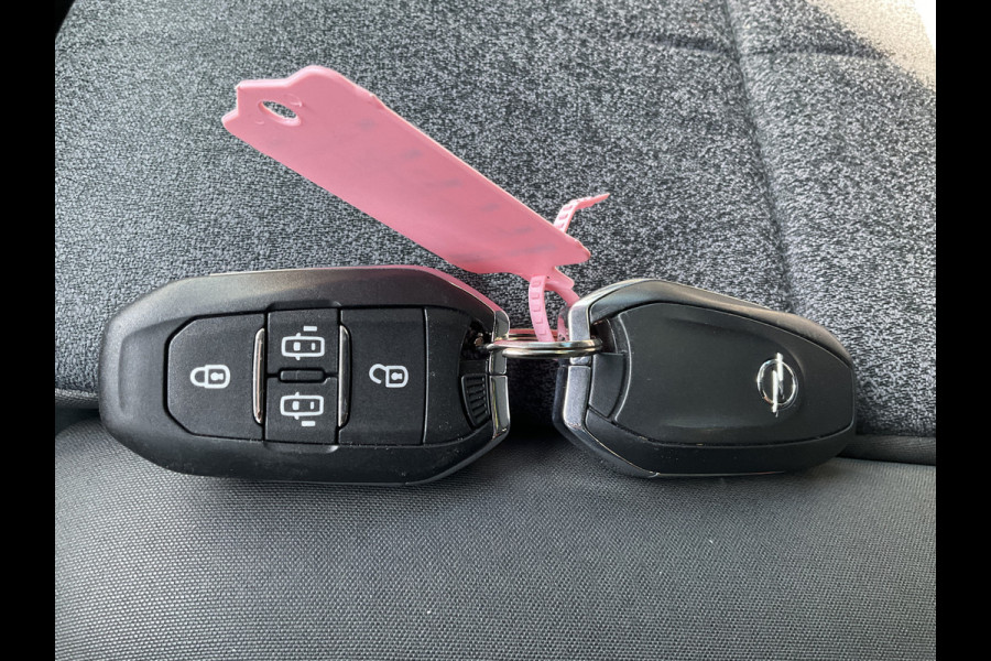 Opel Zafira-e Life 7-Pers Innovation 57 kWh Braun-Ability-Stoellift Trekhaak Leder Pano Hud Vol opties!