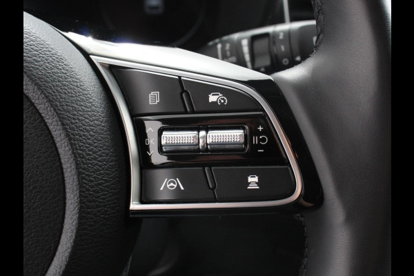 Kia Ceed Sportswagon 1.6 GDI PHEV DynamicLine Climate control Achteruitrij camera Parkeersensoren Adaptive cruise control Verwarmde voorstoelen LED Navigatie Stuurverwarming Apple Carplay/ Android Auto