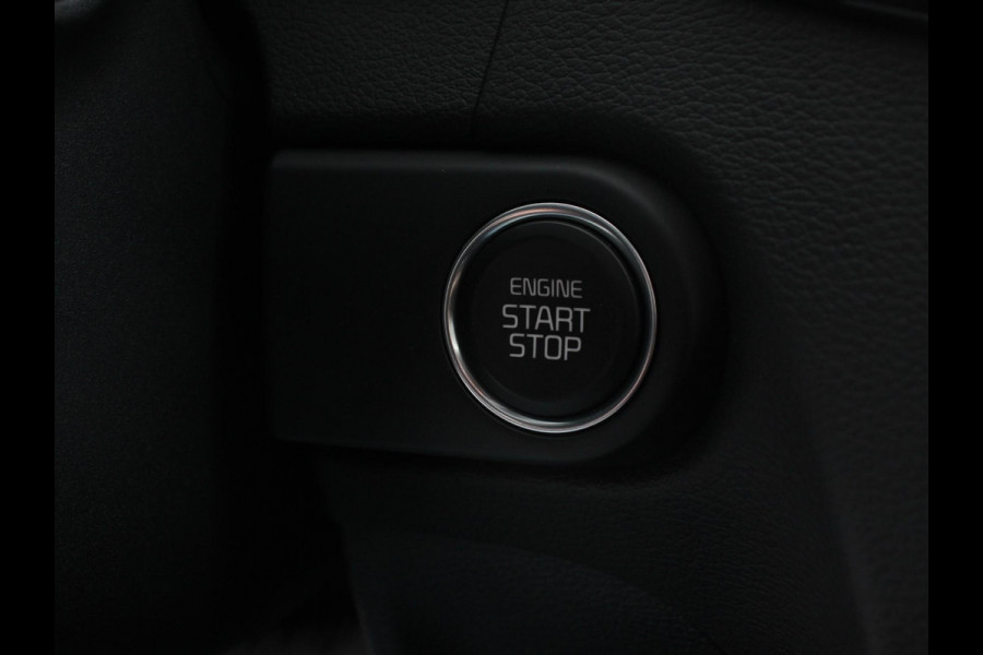Kia Ceed Sportswagon 1.6 GDI PHEV DynamicLine Climate control Achteruitrij camera Parkeersensoren Adaptive cruise control Verwarmde voorstoelen LED Navigatie Stuurverwarming Apple Carplay/ Android Auto