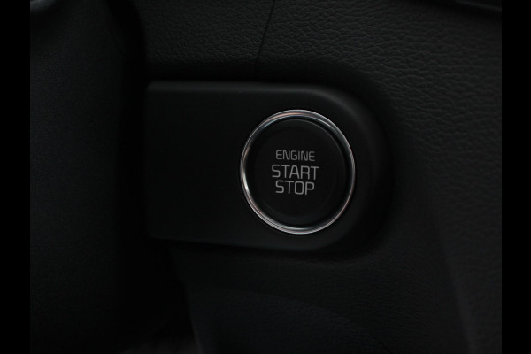 Kia Ceed Sportswagon 1.6 GDI PHEV DynamicLine Climate control Achteruitrij camera Parkeersensoren Adaptive cruise control Verwarmde voorstoelen LED Navigatie Stuurverwarming Apple Carplay/ Android Auto
