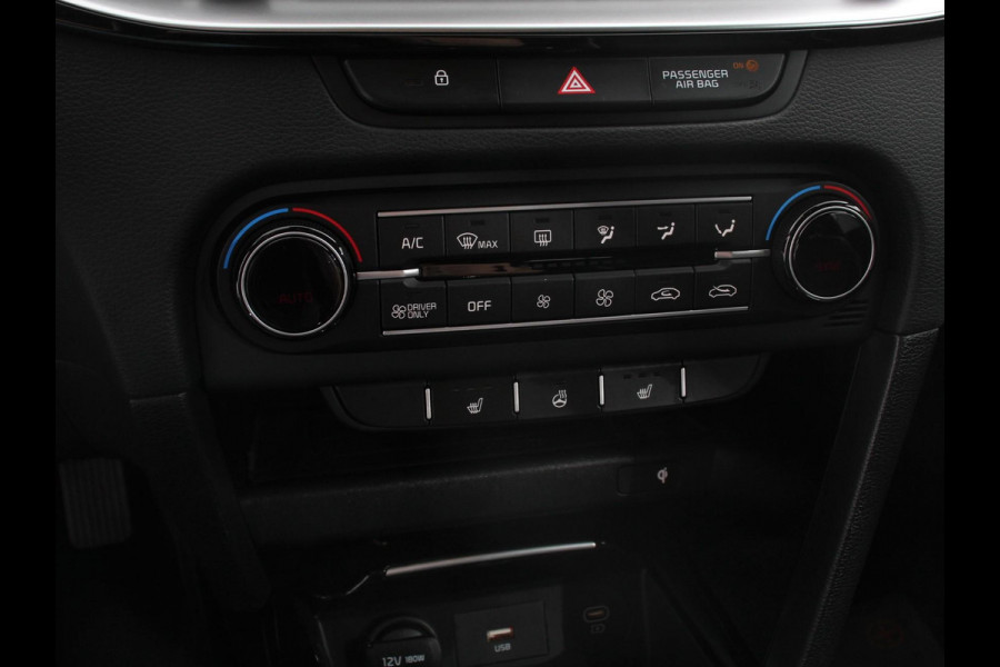 Kia Ceed Sportswagon 1.6 GDI PHEV DynamicLine Climate control Achteruitrij camera Parkeersensoren Adaptive cruise control Verwarmde voorstoelen LED Navigatie Stuurverwarming Apple Carplay/ Android Auto