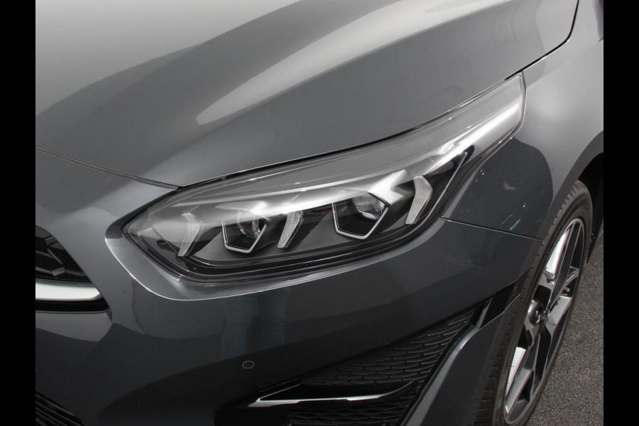 Kia Ceed Sportswagon 1.6 GDI PHEV DynamicLine Climate control Achteruitrij camera Parkeersensoren Adaptive cruise control Verwarmde voorstoelen LED Navigatie Stuurverwarming Apple Carplay/ Android Auto