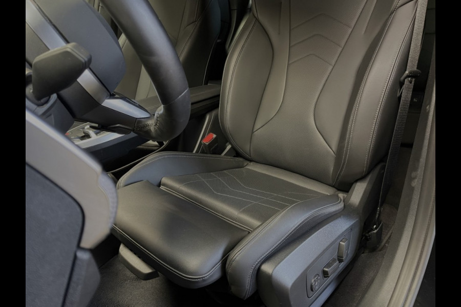 BMW X1 x-Drive 25e M-Sport/20 inch/trekhaak/elec stoelen/leer/harman ka