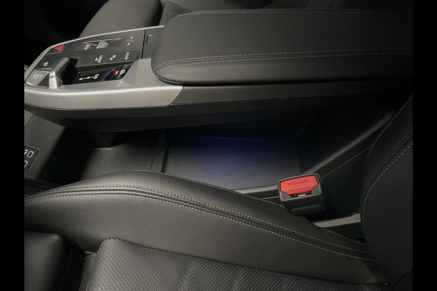 BMW X1 x-Drive 25e M-Sport/20 inch/trekhaak/elec stoelen/leer/harman ka
