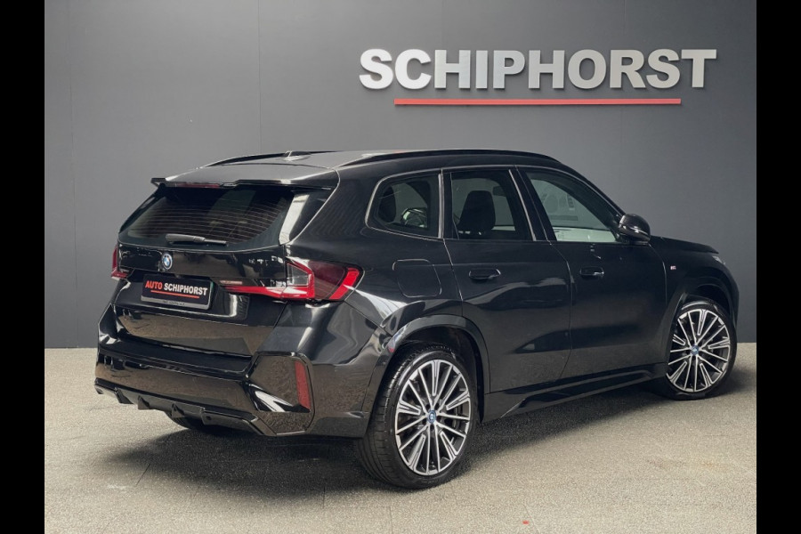 BMW X1 x-Drive 25e M-Sport/20 inch/trekhaak/elec stoelen/leer/harman ka