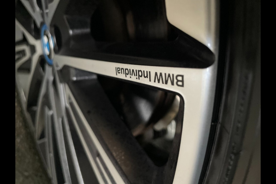 BMW X1 x-Drive 25e M-Sport/20 inch/trekhaak/elec stoelen/leer/harman ka