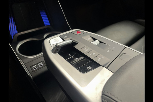 BMW X1 x-Drive 25e M-Sport/20 inch/trekhaak/elec stoelen/leer/harman ka