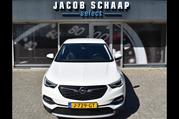 Opel Grandland X 1.6 Turbo Hybrid4 Business Executive / Parkeerhulp / 301 PK / LED / 4X4 / Apple Carplay- android auto / Automaat