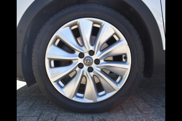 Opel Grandland X 1.6 Turbo Hybrid4 Business Executive / Parkeerhulp / 301 PK / LED / 4X4 / Apple Carplay- android auto / Automaat