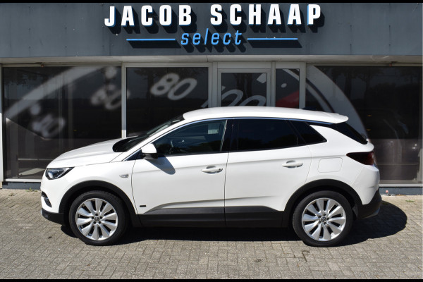 Opel Grandland X 1.6 Turbo Hybrid4 Business Executive / Parkeerhulp / 301 PK / LED / 4X4 / Apple Carplay- android auto / Automaat
