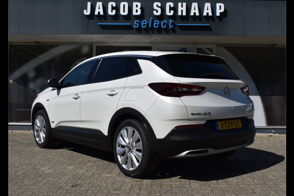 Opel Grandland X 1.6 Turbo Hybrid4 Business Executive / Parkeerhulp / 301 PK / LED / 4X4 / Apple Carplay- android auto / Automaat