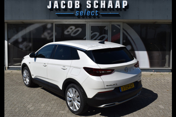Opel Grandland X 1.6 Turbo Hybrid4 Business Executive / Parkeerhulp / 301 PK / LED / 4X4 / Apple Carplay- android auto / Automaat