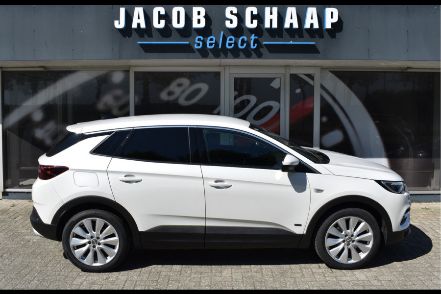 Opel Grandland X 1.6 Turbo Hybrid4 Business Executive / Parkeerhulp / 301 PK / LED / 4X4 / Apple Carplay- android auto / Automaat