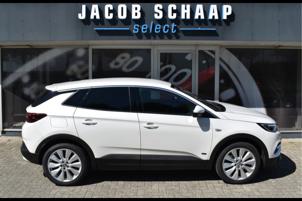 Opel Grandland X 1.6 Turbo Hybrid4 Business Executive / Parkeerhulp / 301 PK / LED / 4X4 / Apple Carplay- android auto / Automaat