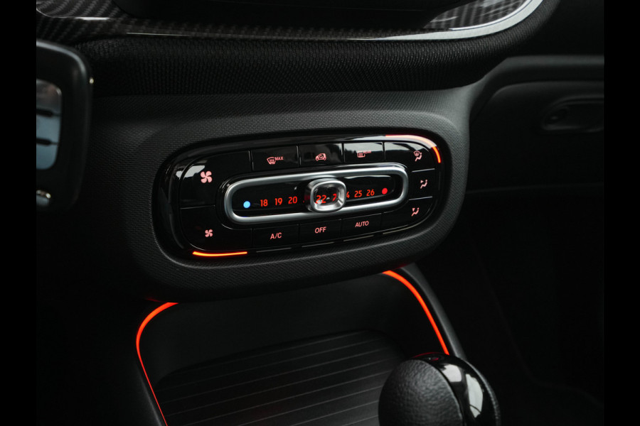 Smart Fortwo EQ Comfort PLUS 18 kWh [ 3-Fase ] Aut. *PANO | FULL-LED | FULL-LEATHER | NAVI-FULLMAP | CAMERA | BRABUS-WHEELS | AMBIENT-LIGHT | AIRCO | PDC | CRUISE | DAB | CARPLAY | COMFORT-SEATS | 16''ALU*