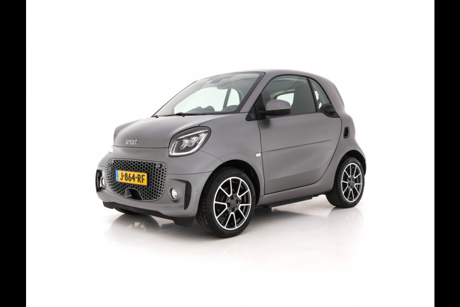 Smart Fortwo EQ Comfort PLUS 18 kWh [ 3-Fase ] Aut. *PANO | FULL-LED | FULL-LEATHER | NAVI-FULLMAP | CAMERA | BRABUS-WHEELS | AMBIENT-LIGHT | AIRCO | PDC | CRUISE | DAB | CARPLAY | COMFORT-SEATS | 16''ALU*
