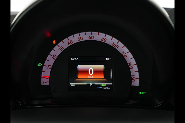 Smart Fortwo EQ Comfort PLUS 18 kWh [ 3-Fase ] Aut. *PANO | FULL-LED | FULL-LEATHER | NAVI-FULLMAP | CAMERA | BRABUS-WHEELS | AMBIENT-LIGHT | AIRCO | PDC | CRUISE | DAB | CARPLAY | COMFORT-SEATS | 16''ALU*