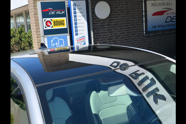 Renault Captur 1.2 TCe Initiale Paris | Pano, Leder, Android, Navi, Camera, Cruise, Climate, Afn. Trekhaak | Dealeronderhouden |