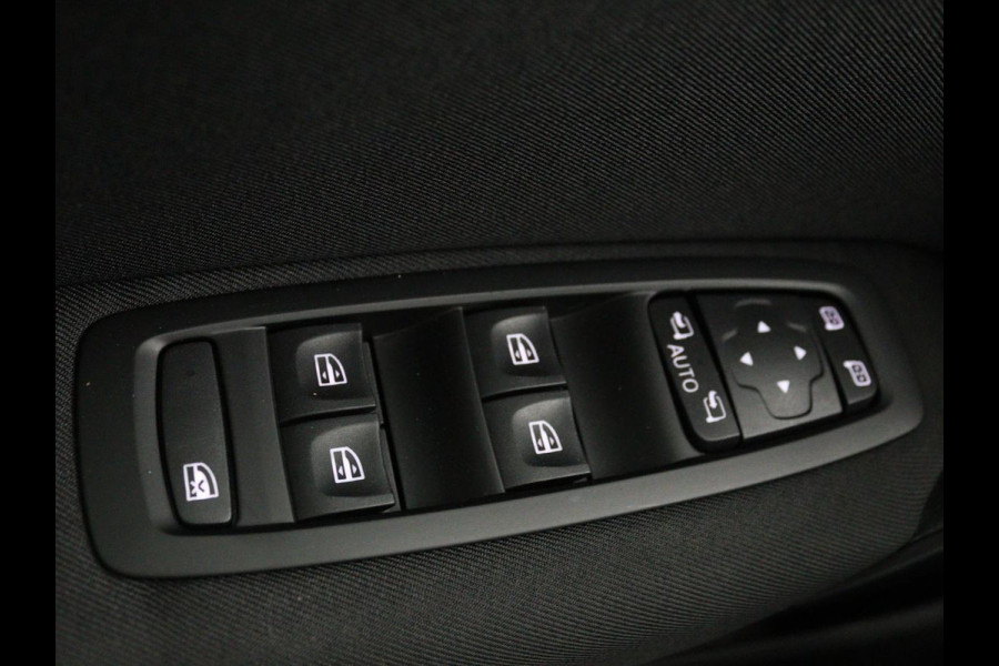 Renault MEGANE Estate 1.3 TCe Zen | Apple Carplay | Cruise Control | Navi | DAB | LMV | Airco