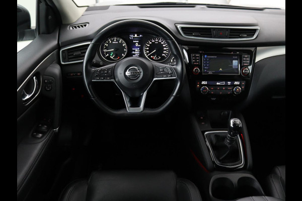 Nissan QASHQAI 1.2 Business Edition | Panoramadak | 360 Camera | Navi | Stoelverwarming | Cruise Control | Dodehoek Detectie | DAB | LMV