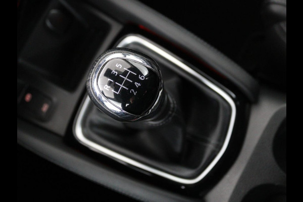Nissan QASHQAI 1.2 Business Edition | Panoramadak | 360 Camera | Navi | Stoelverwarming | Cruise Control | Dodehoek Detectie | DAB | LMV
