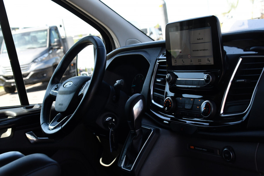 Ford Transit Custom 300 2.0 TDCI L2H1 Limited DC Camera, Cruise, 130PK, Automaat, Carplay, Stoeverwarming, 2 x Schuifdeur, Trekhaak, Uniek!