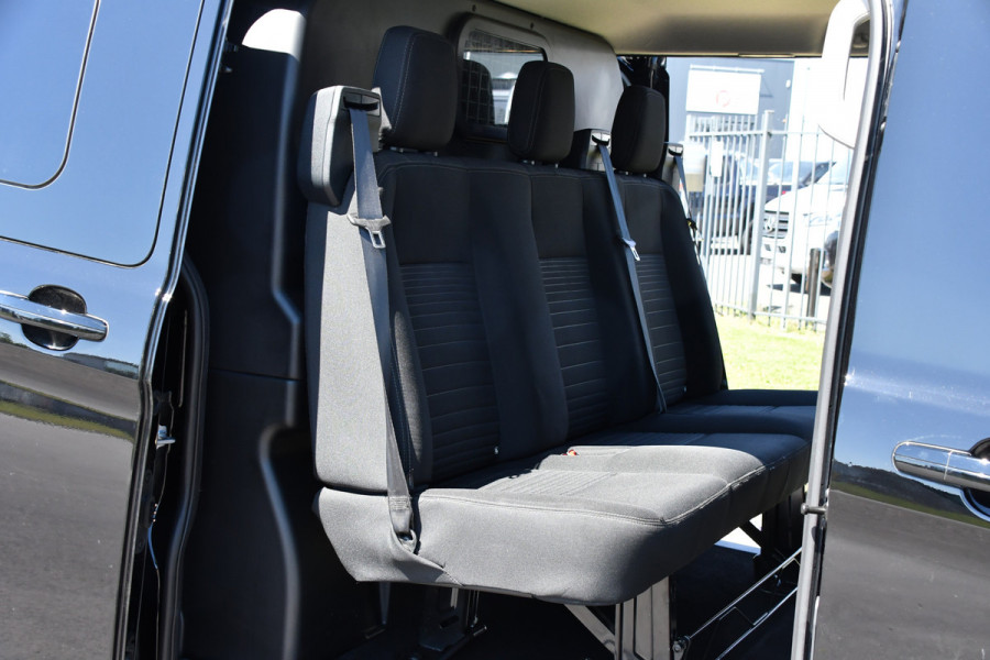 Ford Transit Custom 300 2.0 TDCI L2H1 Limited DC Camera, Cruise, 130PK, Automaat, Carplay, Stoeverwarming, 2 x Schuifdeur, Trekhaak, Uniek!