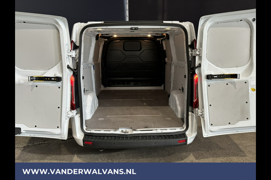 Ford Transit Custom 2.0 TDCI 131pk L2H1 Euro6 Airco | Stoelverwarming | Multimedia Scherm | 2800kg trekvermogen Cruisecontrol, Parkeersensoren, Bijrijdersbank, verwarmde voorruit